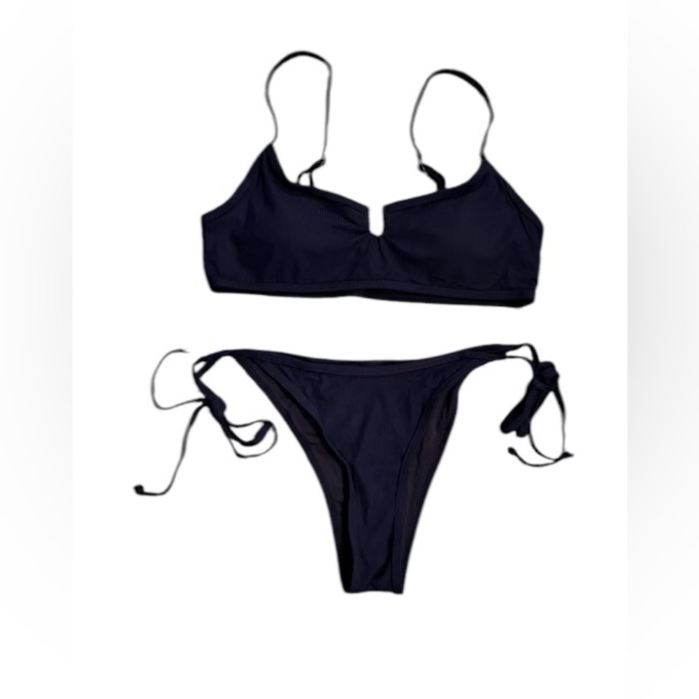 NWT Women’s Ribbed String Bikini Set - Picture 4 of 10